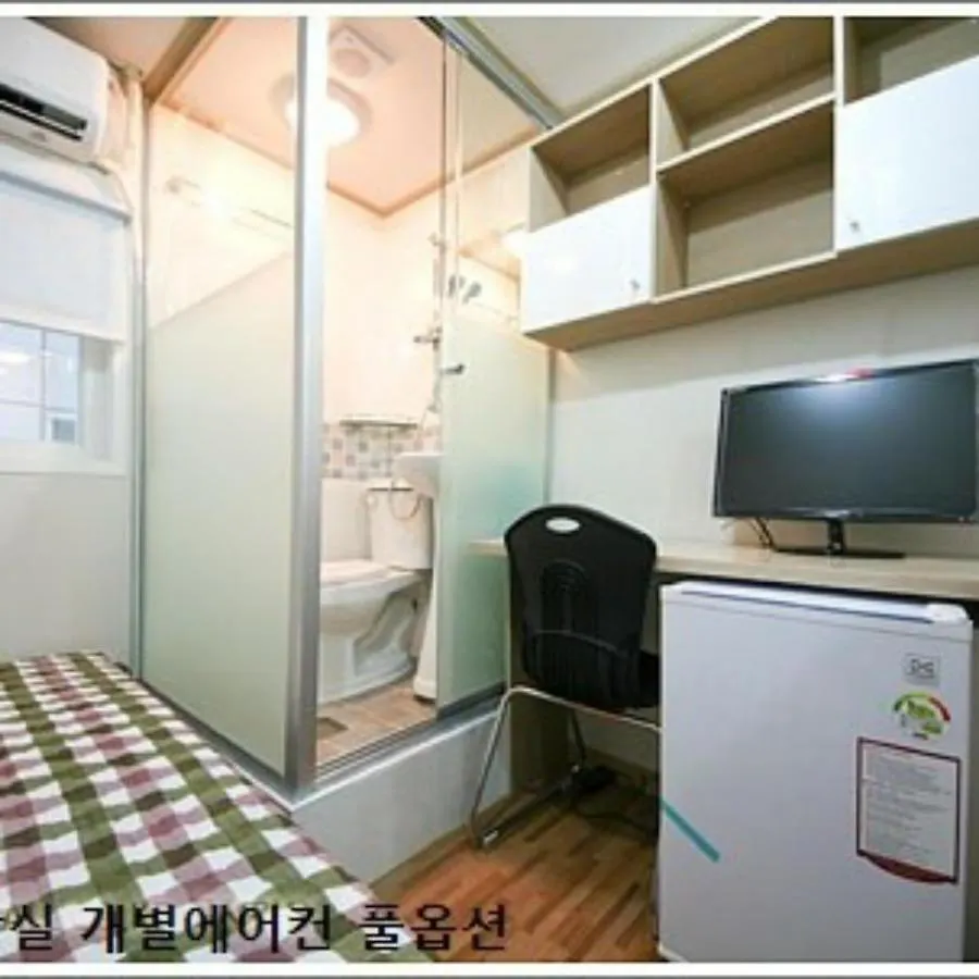 Happy House Hostel Seoul