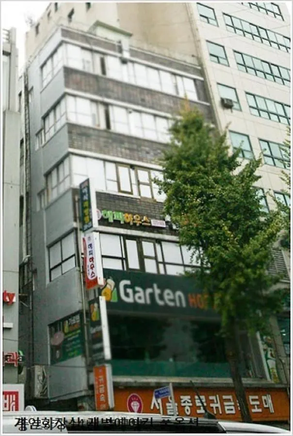 Happy House Hostel Seoul South Korea