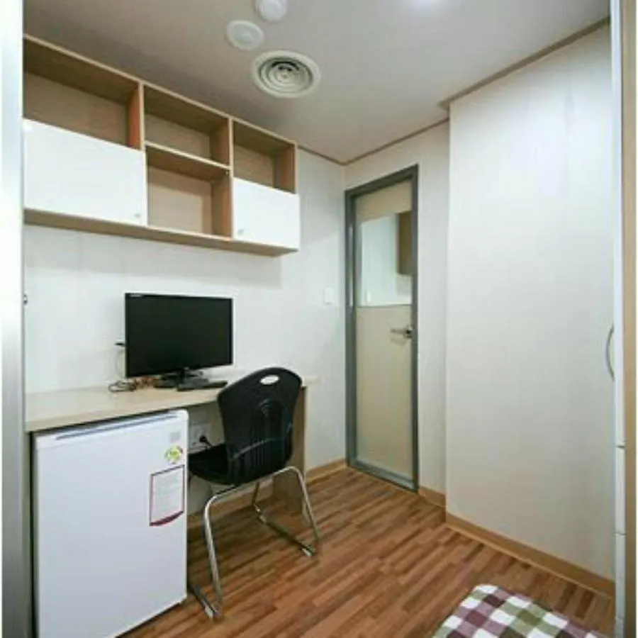 Happy House Hostel Seoul South Korea