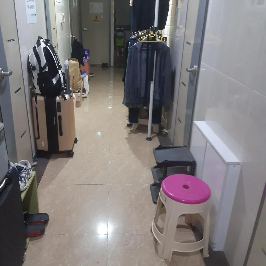 Happy House Hostel Seoul